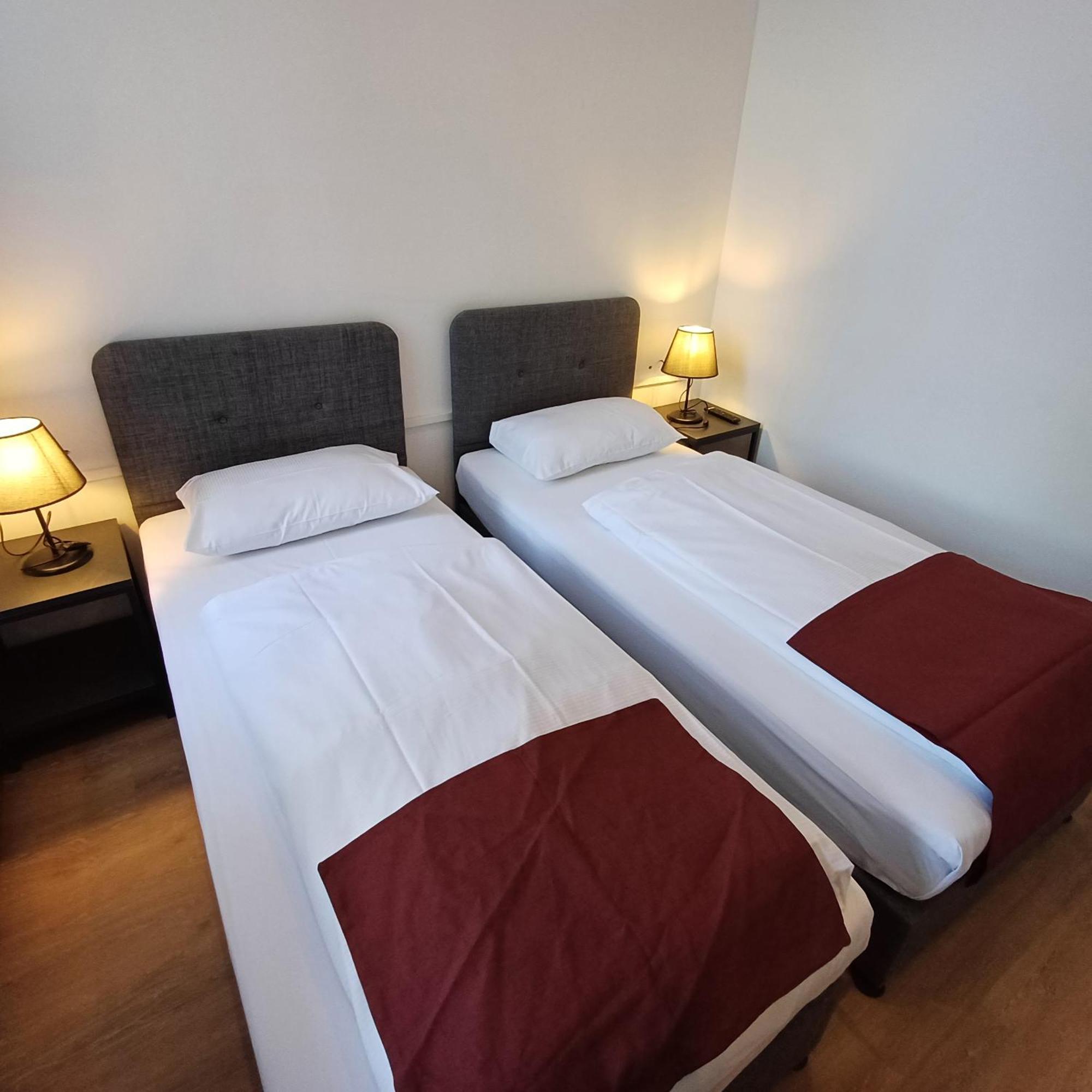 Trip Inn Hotel Duesseldorf ノイス エクステリア 写真