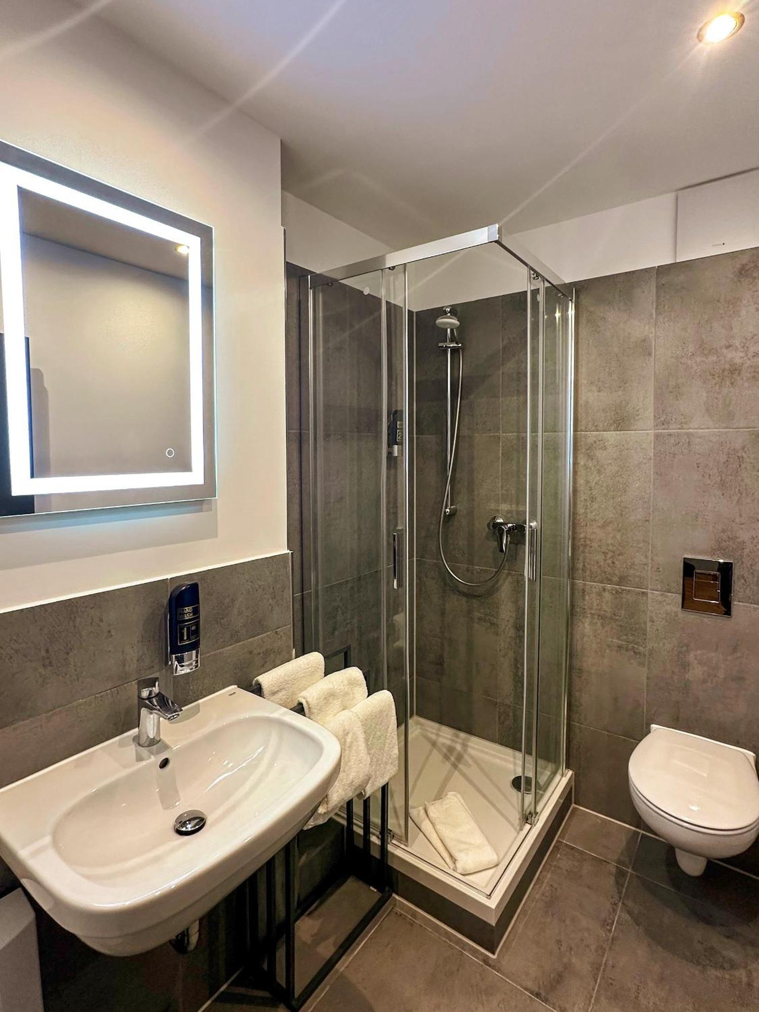 Trip Inn Hotel Duesseldorf ノイス エクステリア 写真