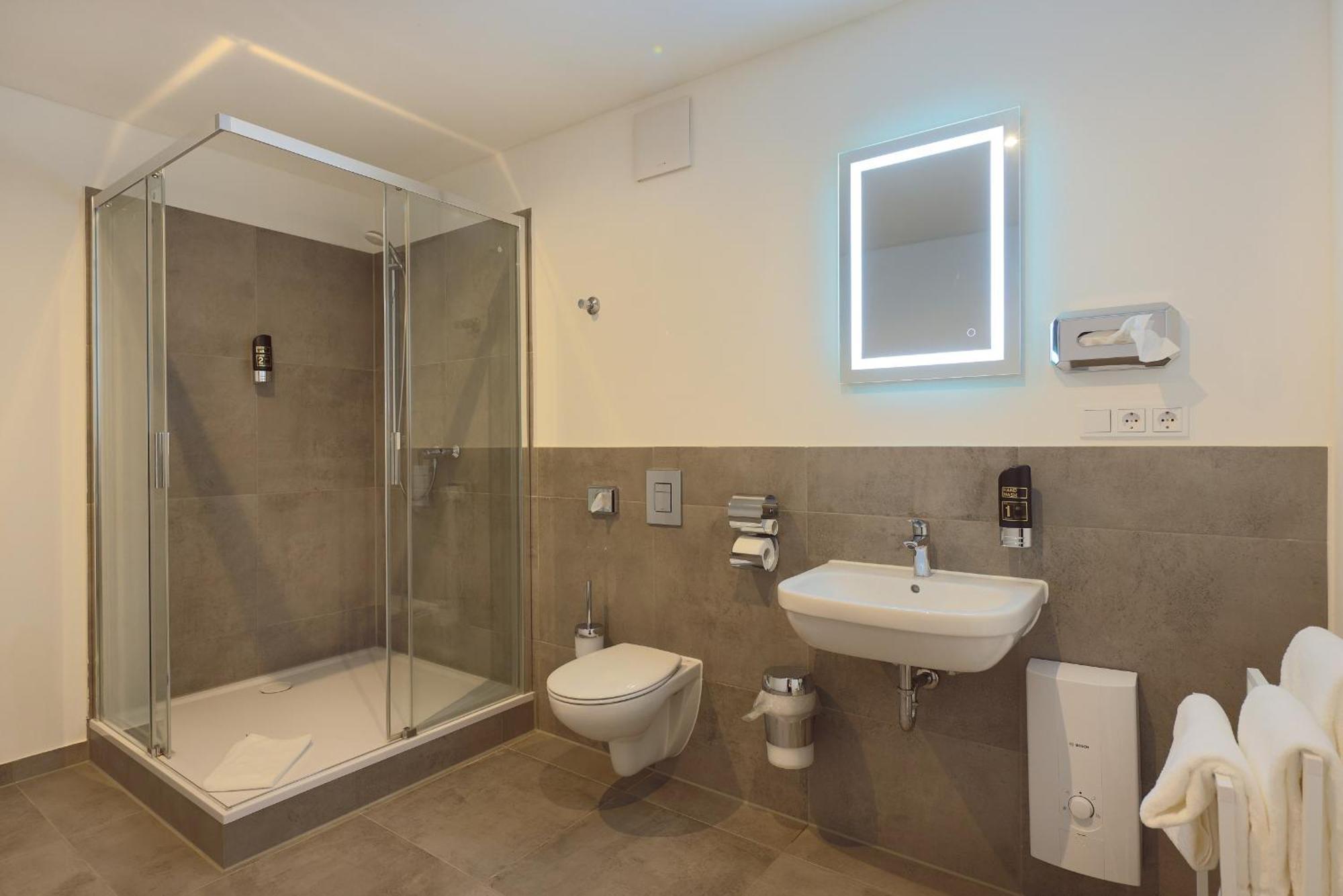 Trip Inn Hotel Duesseldorf ノイス エクステリア 写真