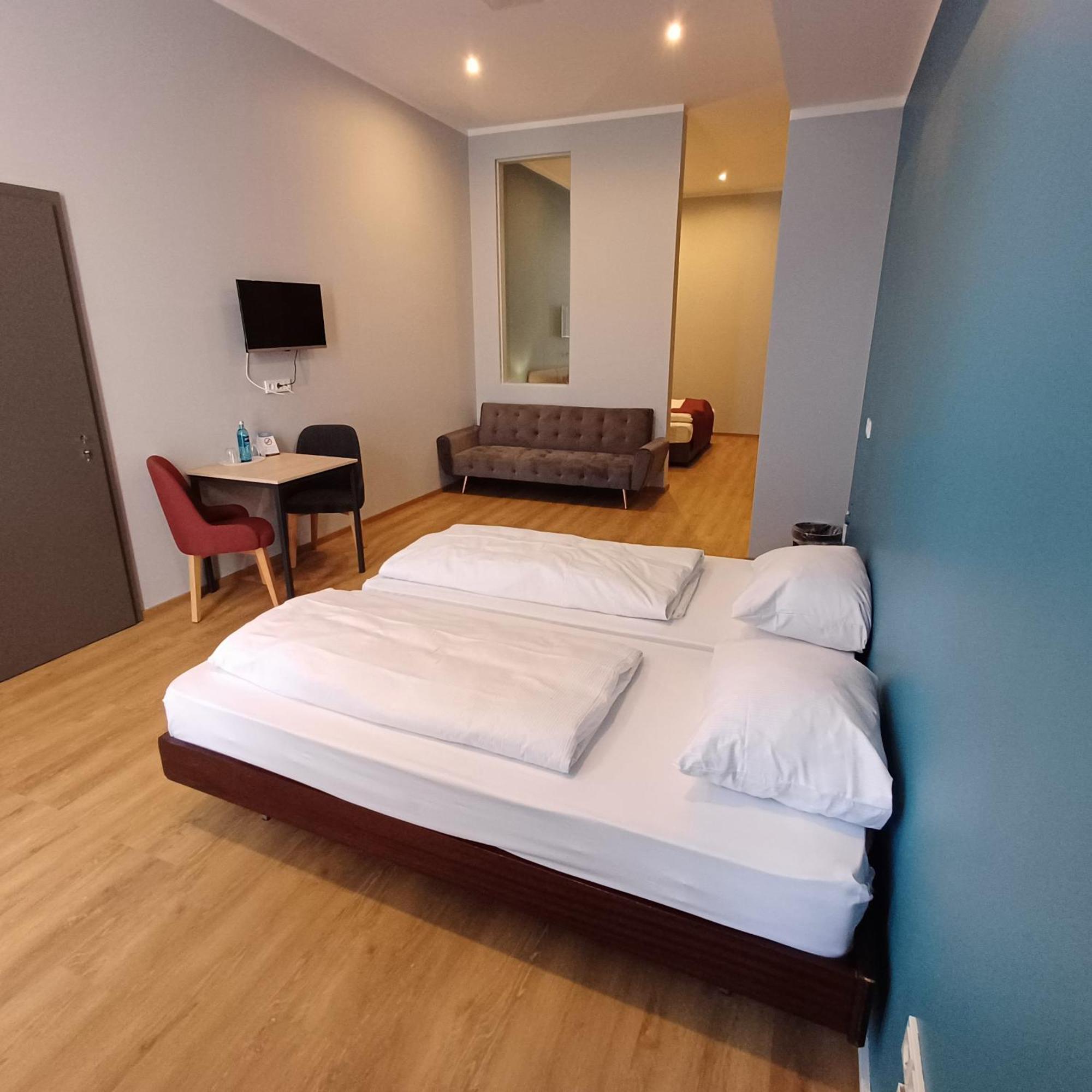 Trip Inn Hotel Duesseldorf ノイス エクステリア 写真